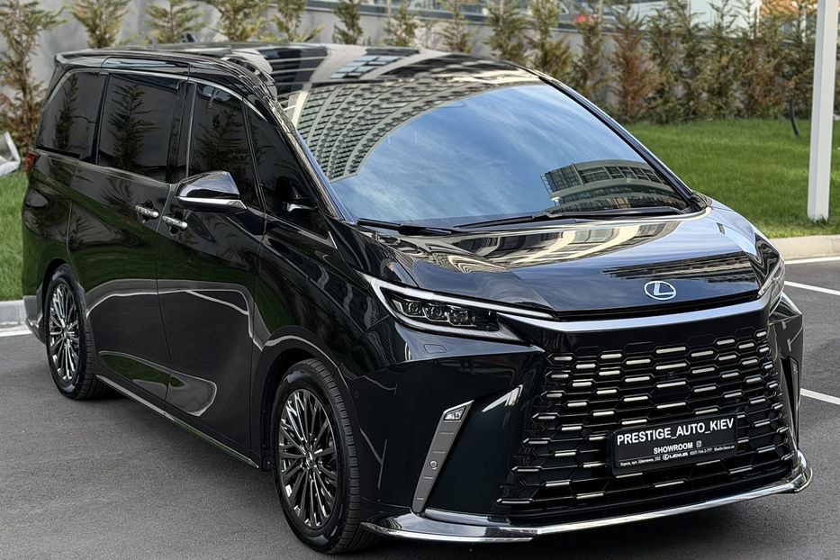 Продам Lexus LF LM 350h e-CVT 4S 2025 года в Киеве