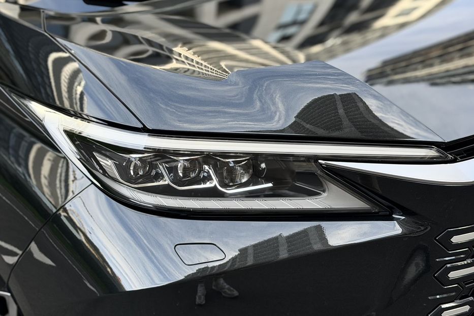 Продам Lexus LF LM 350h e-CVT 4S 2025 года в Киеве