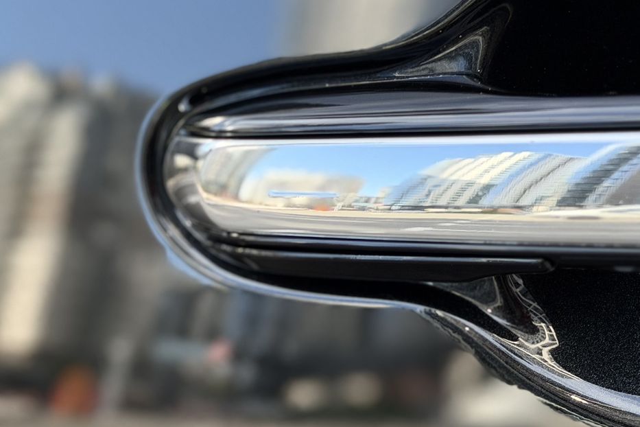 Продам Lexus LF LM 350h e-CVT 4S 2025 года в Киеве