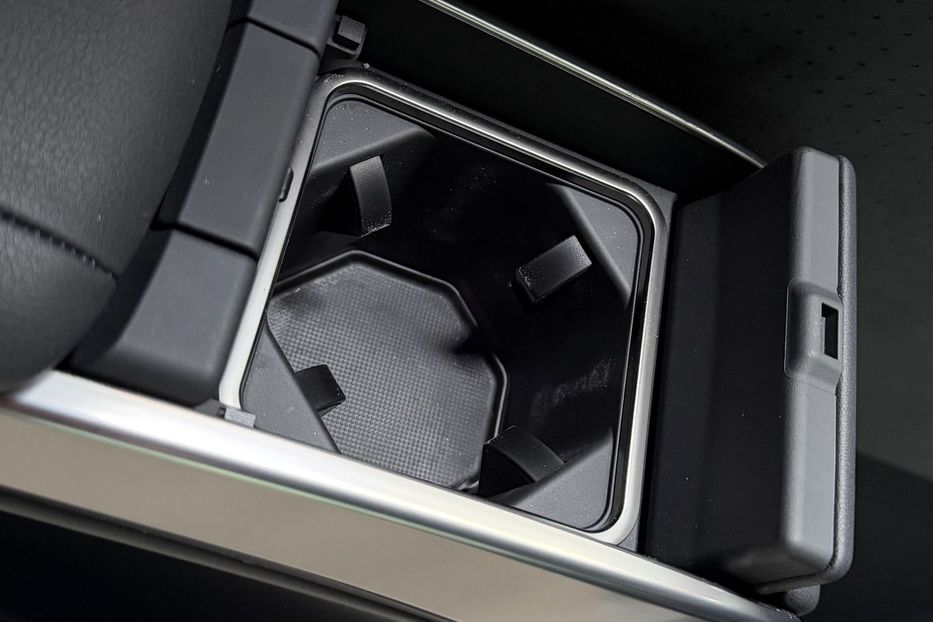 Продам Lexus LF LM 350h e-CVT 4S 2025 года в Киеве