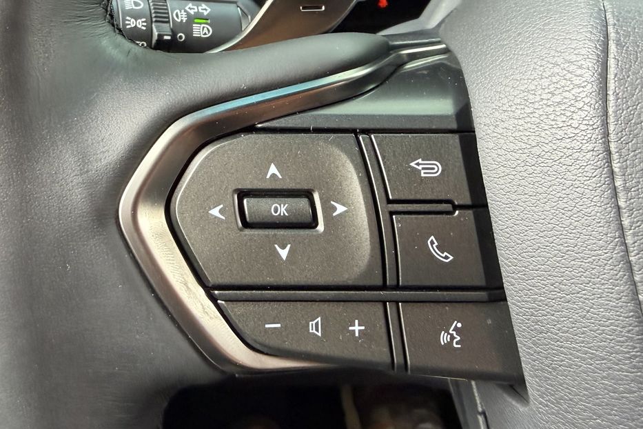 Продам Lexus LF LM 350h e-CVT 4S 2025 года в Киеве