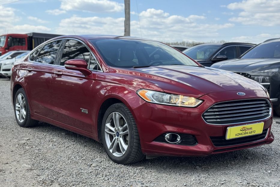 Продам Ford Fusion COMIS Plugin hybrid  2016 года в г. Умань, Черкасская область