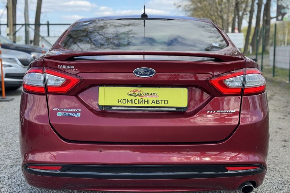 Продам Ford Fusion COMIS Plugin hybrid  2016 года в г. Умань, Черкасская область