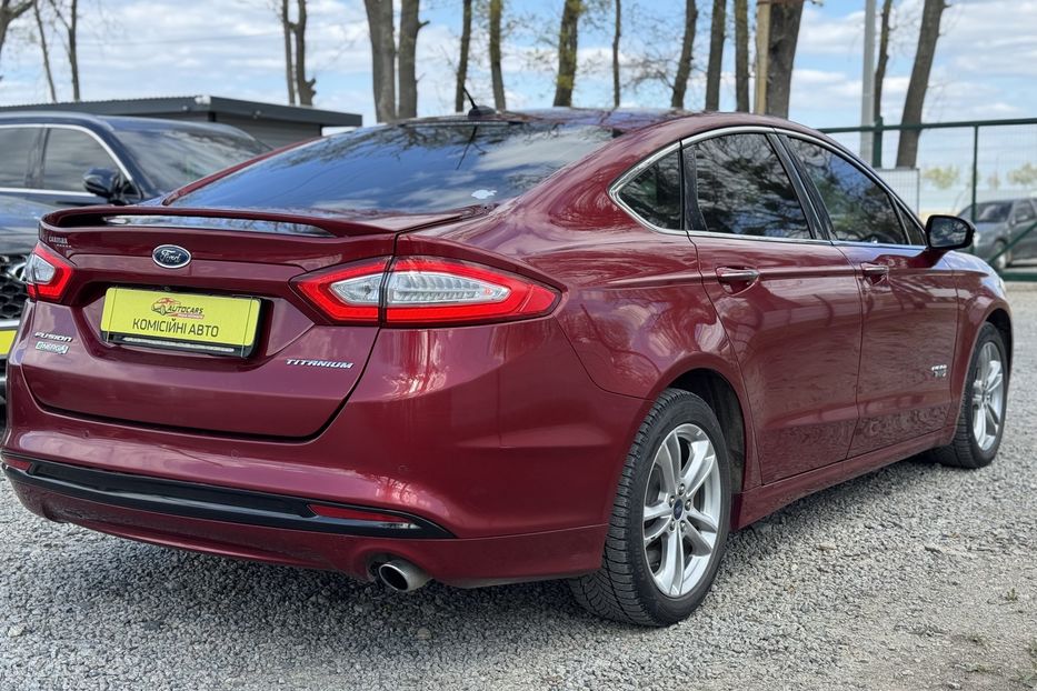 Продам Ford Fusion COMIS Plugin hybrid  2016 года в г. Умань, Черкасская область
