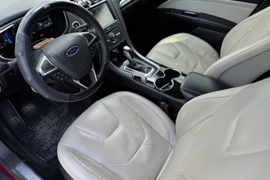 Продам Ford Fusion COMIS Plugin hybrid  2016 года в г. Умань, Черкасская область