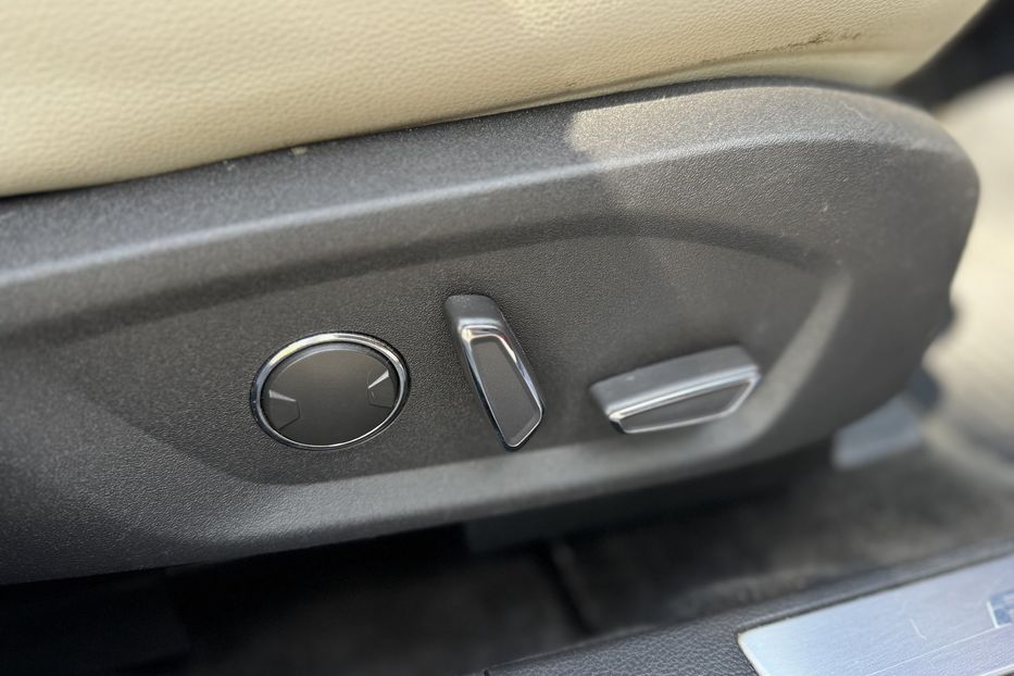 Продам Ford Fusion COMIS Plugin hybrid  2016 года в г. Умань, Черкасская область