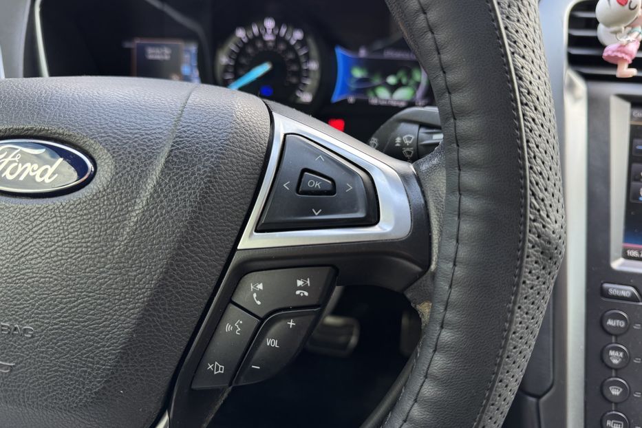 Продам Ford Fusion COMIS Plugin hybrid  2016 года в г. Умань, Черкасская область