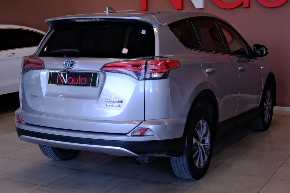 Продам Toyota Rav 4 2019 года в Одессе