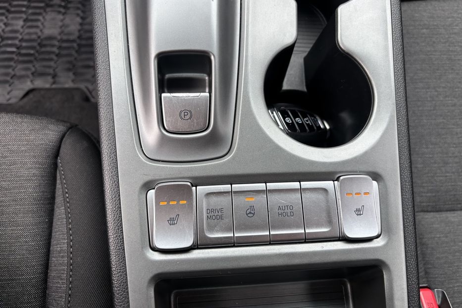 Продам Hyundai Kona 39 KWH, vin 2810 2021 года в Житомире