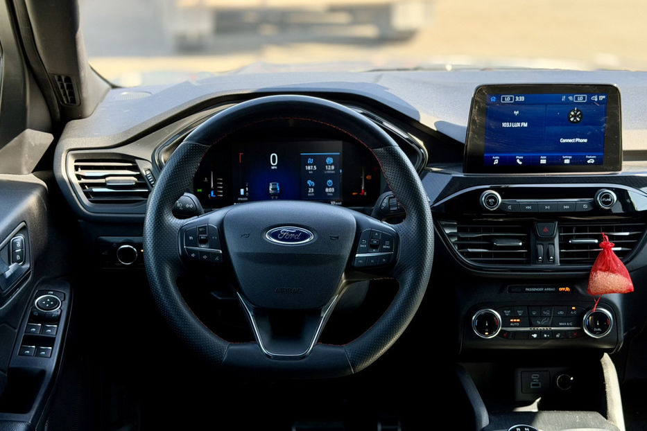 Продам Ford Escape 2023 года в Киеве