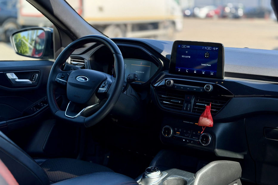 Продам Ford Escape 2023 года в Киеве