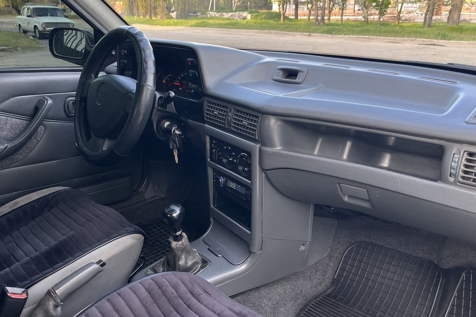 Продам Daewoo Nexia Офіційна 2008 года в Николаеве