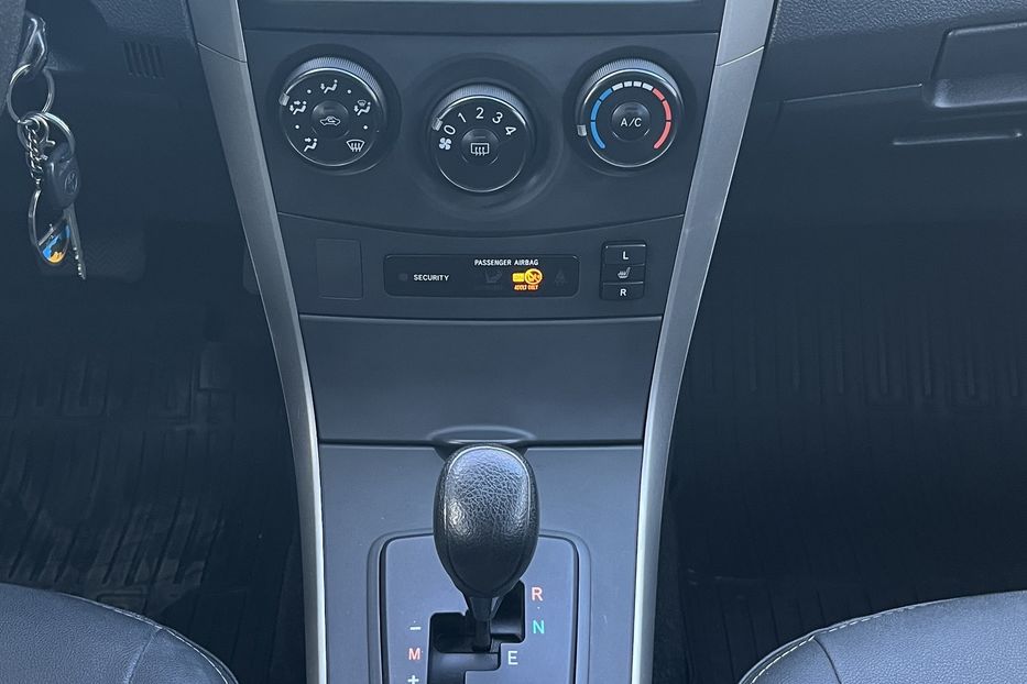 Продам Toyota Corolla Офіційна 2007 года в Николаеве