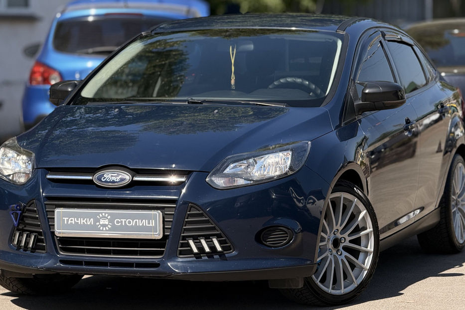 Продам Ford Focus 1.0 EcoBoost МТ (125 к.с.) 2013 года в Киеве
