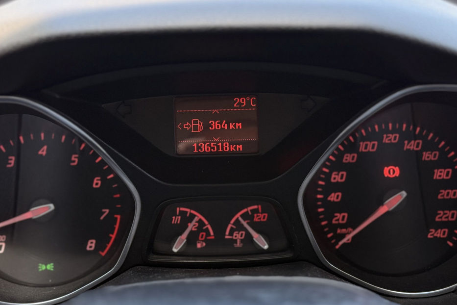 Продам Ford Focus 1.0 EcoBoost МТ (125 к.с.) 2013 года в Киеве