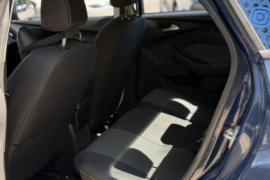 Продам Ford Focus 1.0 EcoBoost МТ (125 к.с.) 2013 года в Киеве