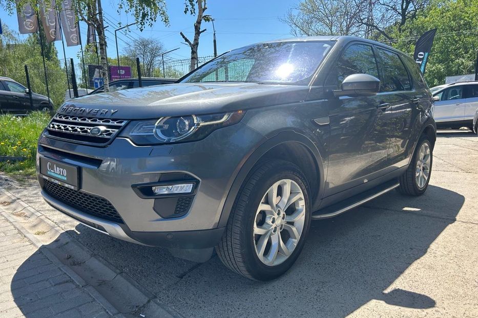 Продам Land Rover Discovery HSE 2017 года в Черновцах
