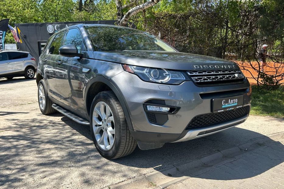 Продам Land Rover Discovery HSE 2017 года в Черновцах