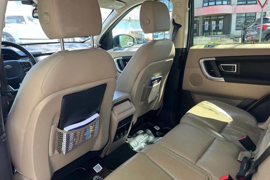 Продам Land Rover Discovery HSE 2017 года в Черновцах