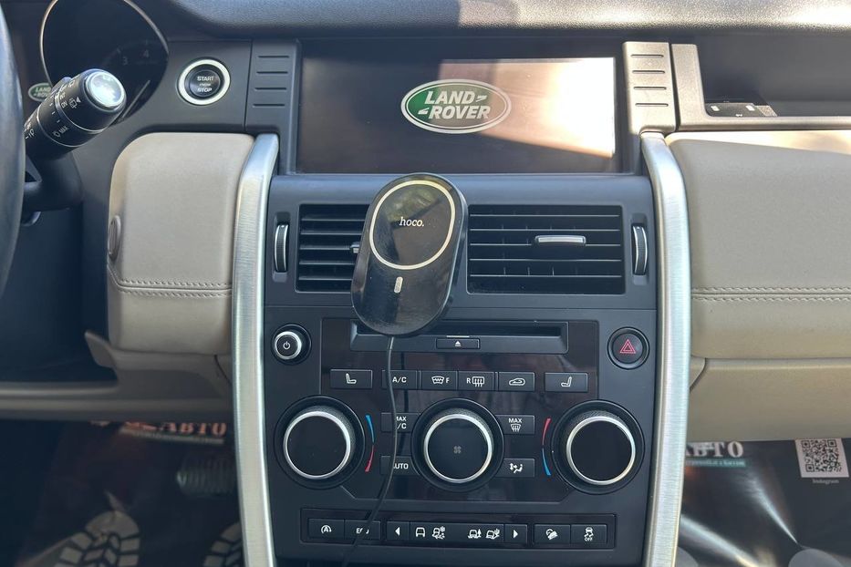 Продам Land Rover Discovery HSE 2017 года в Черновцах
