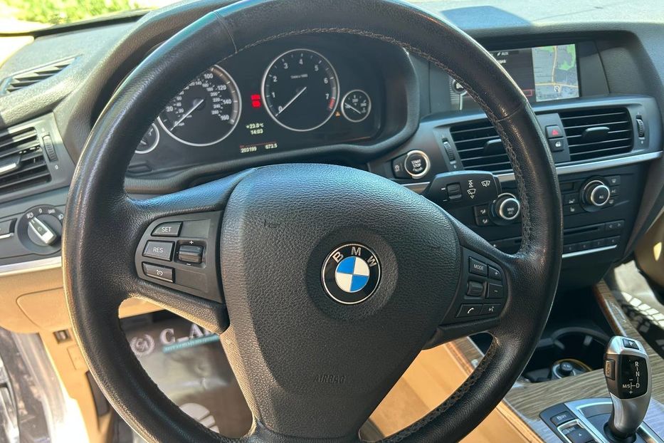 Продам BMW X3 XDRIVE28I 2012 года в Черновцах