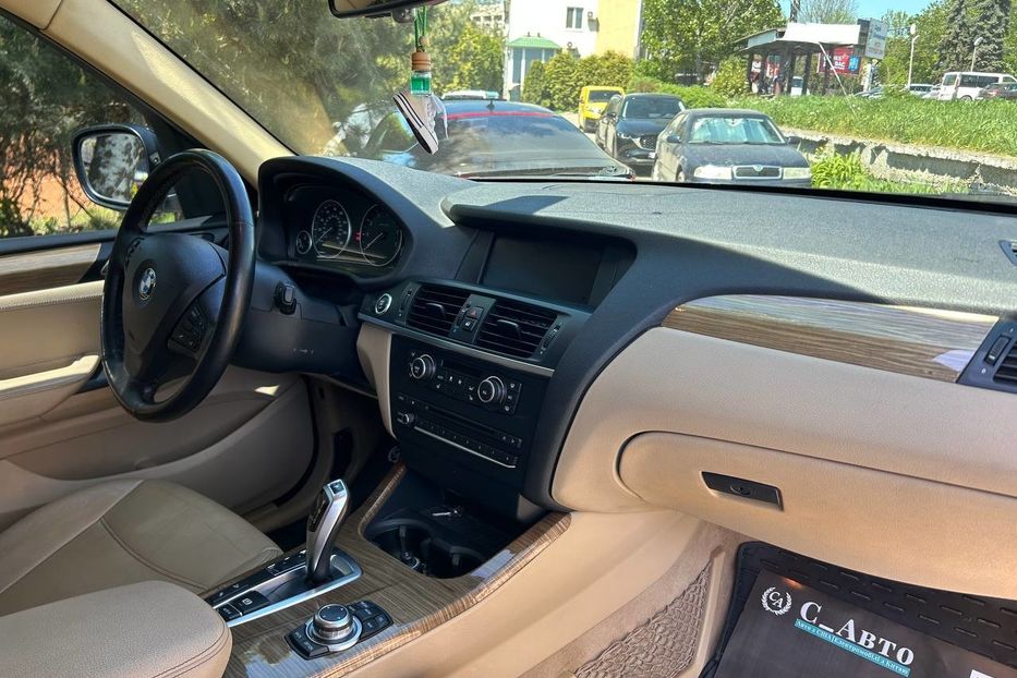 Продам BMW X3 XDRIVE28I 2012 года в Черновцах