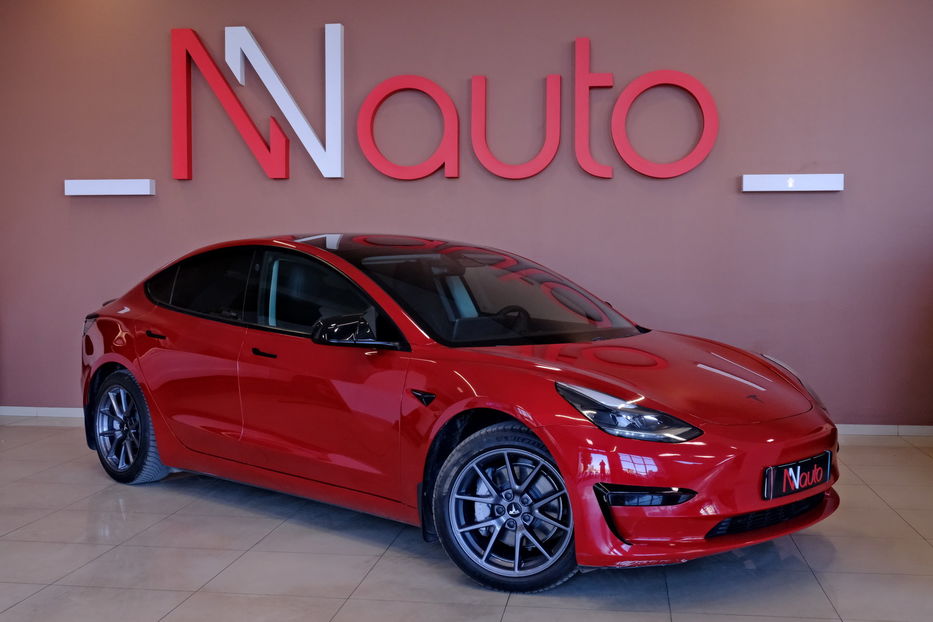 Продам Tesla Model 3 2021 года в Одессе