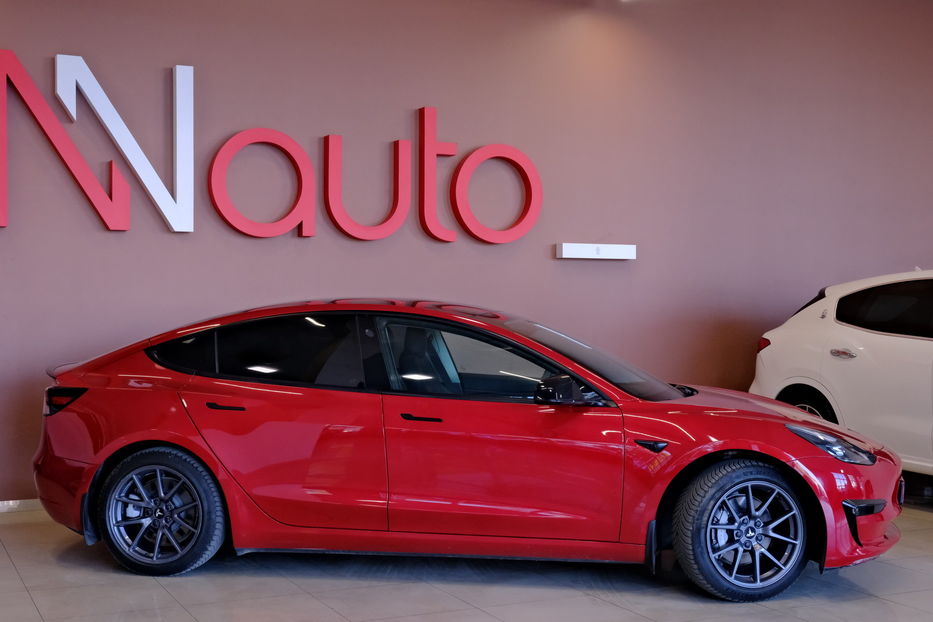Продам Tesla Model 3 2021 года в Одессе