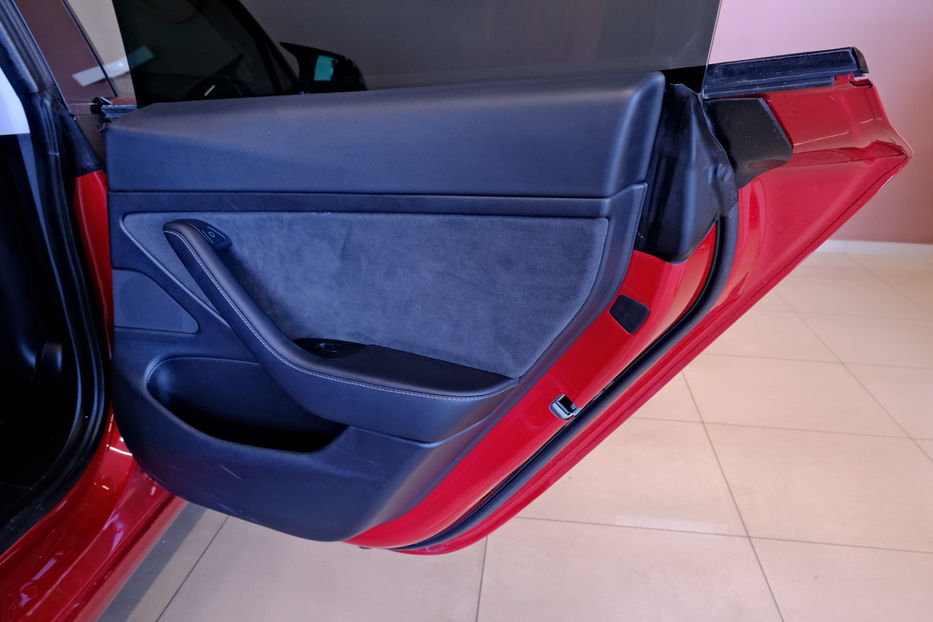 Продам Tesla Model 3 2021 года в Одессе