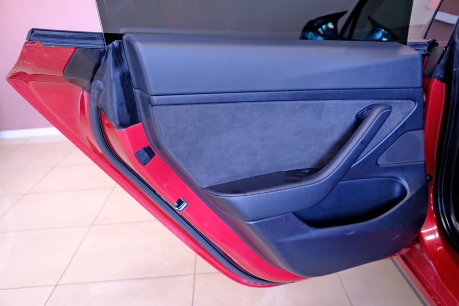 Продам Tesla Model 3 2021 года в Одессе