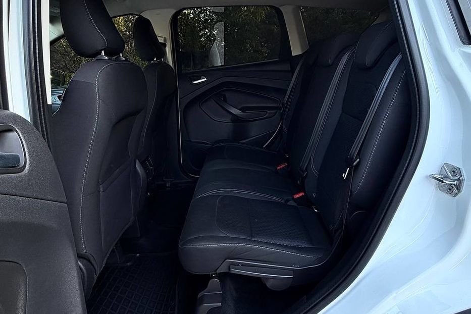 Продам Ford Kuga 2017 года в Днепре