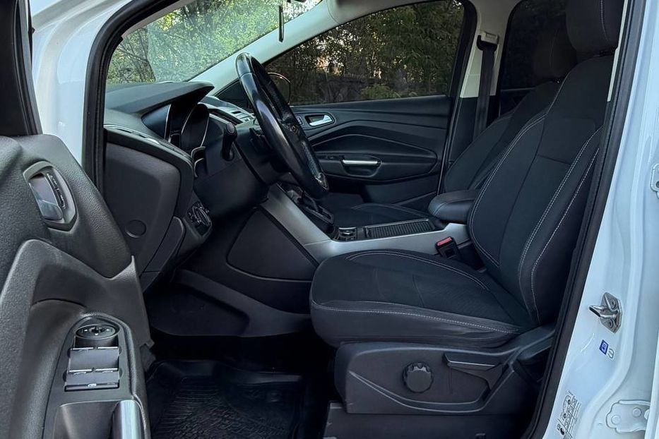 Продам Ford Kuga 2017 года в Днепре
