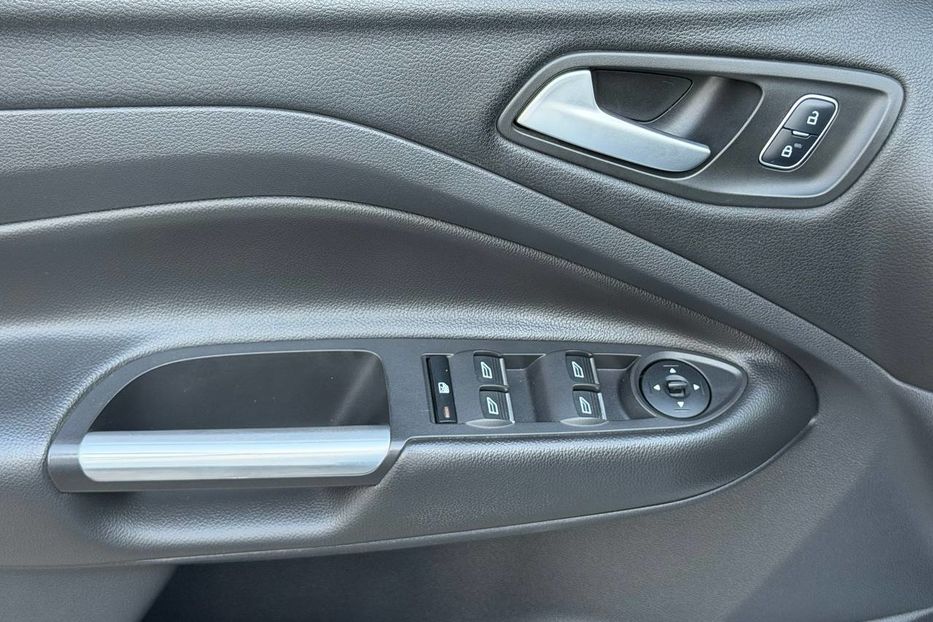 Продам Ford Kuga 2017 года в Днепре