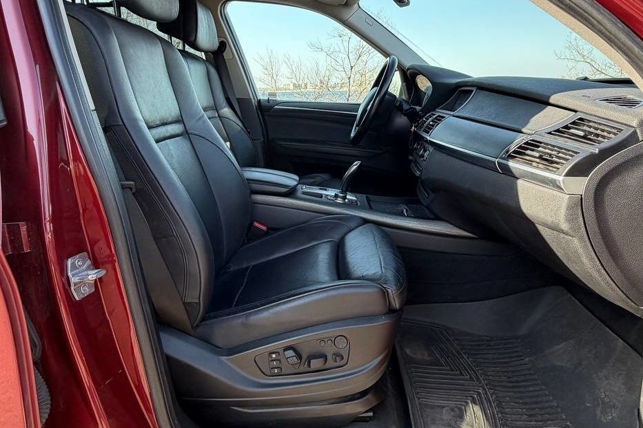 Продам BMW X5 2013 года в Днепре