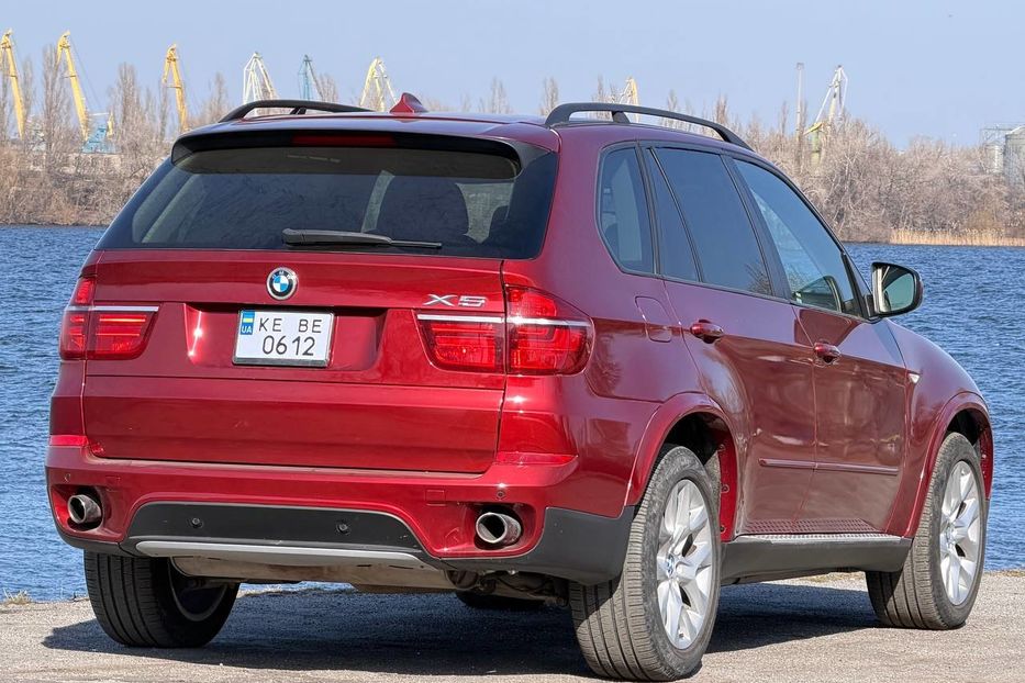 Продам BMW X5 2013 года в Днепре