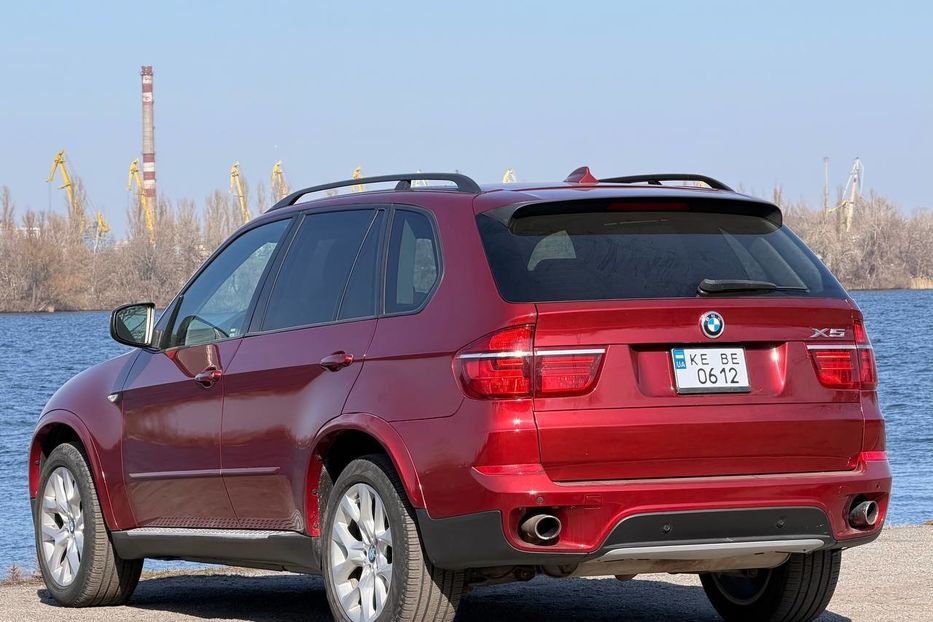Продам BMW X5 2013 года в Днепре