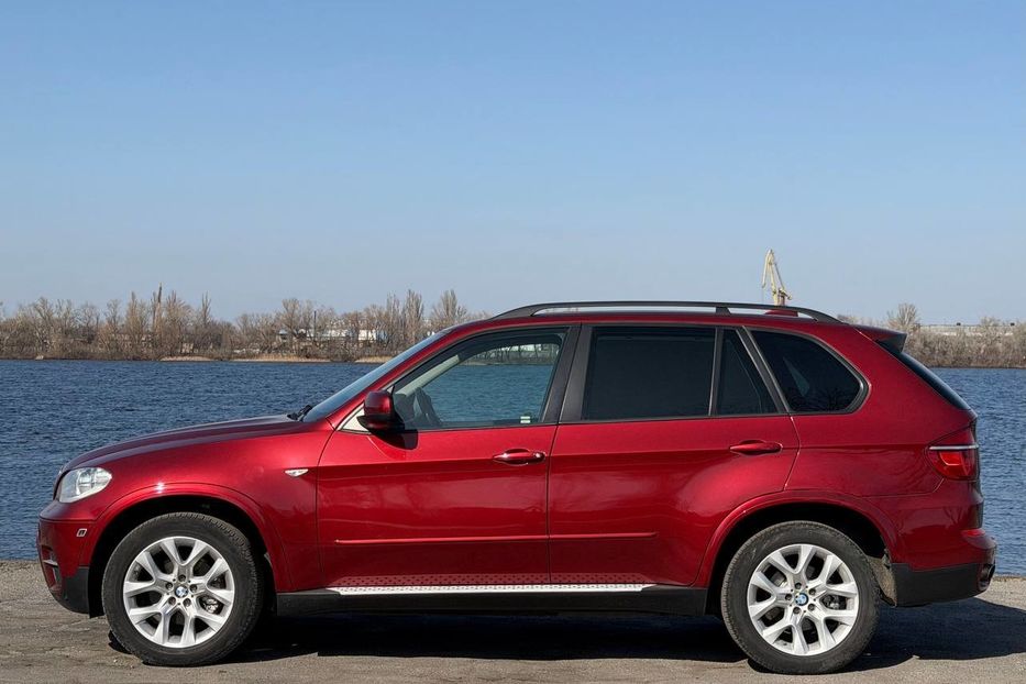 Продам BMW X5 2013 года в Днепре