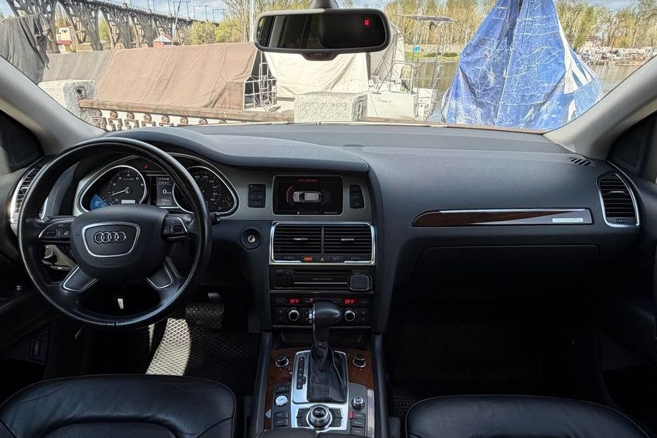 Продам Audi Q7 2011 года в Днепре