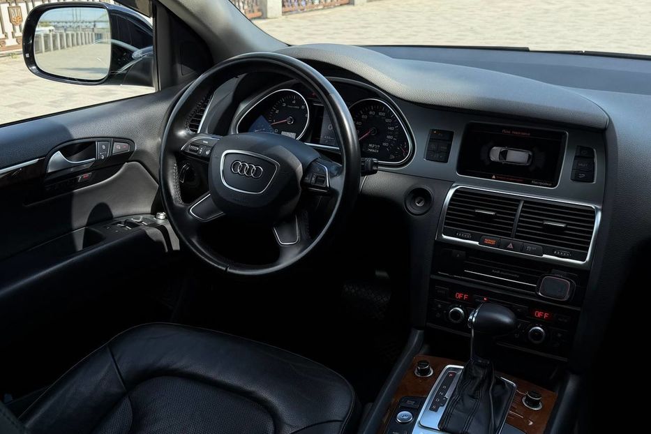 Продам Audi Q7 2011 года в Днепре