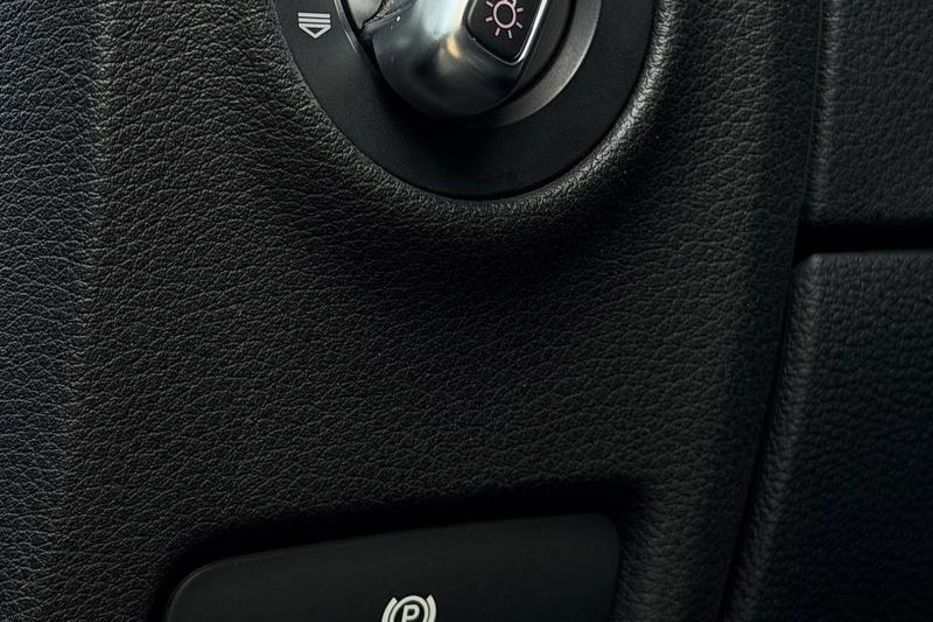 Продам Audi Q7 2011 года в Днепре
