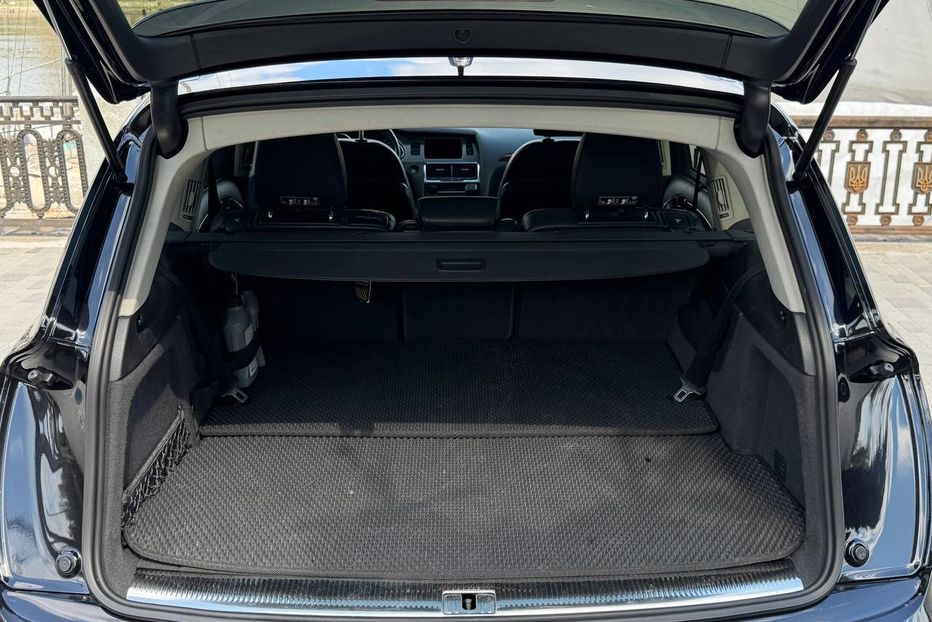 Продам Audi Q7 2011 года в Днепре