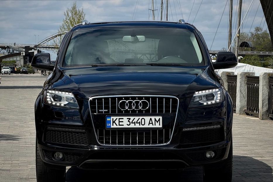 Продам Audi Q7 2011 года в Днепре