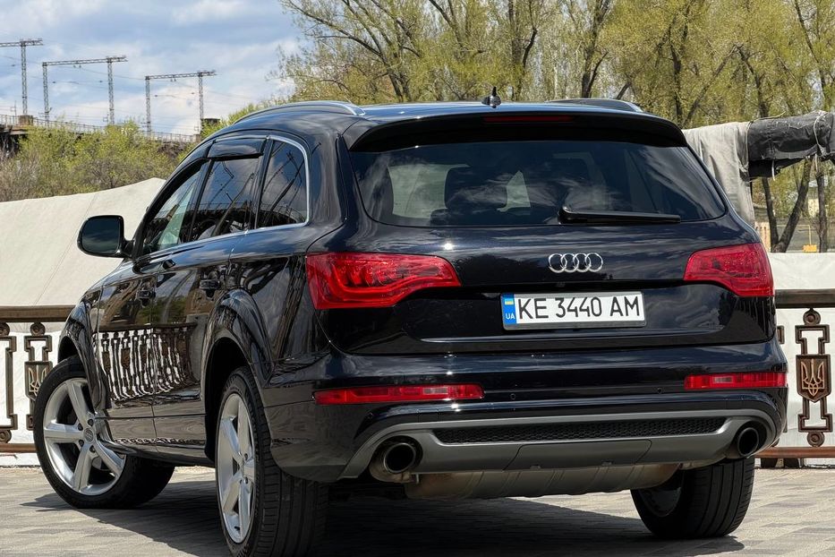 Продам Audi Q7 2011 года в Днепре