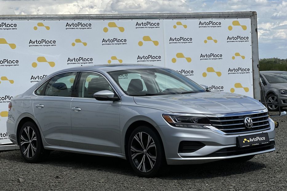 Продам Volkswagen Passat B8 2021 года в Луцке