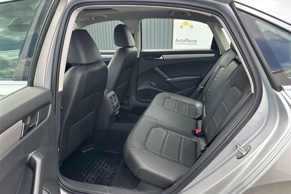 Продам Volkswagen Passat B8 2021 года в Луцке