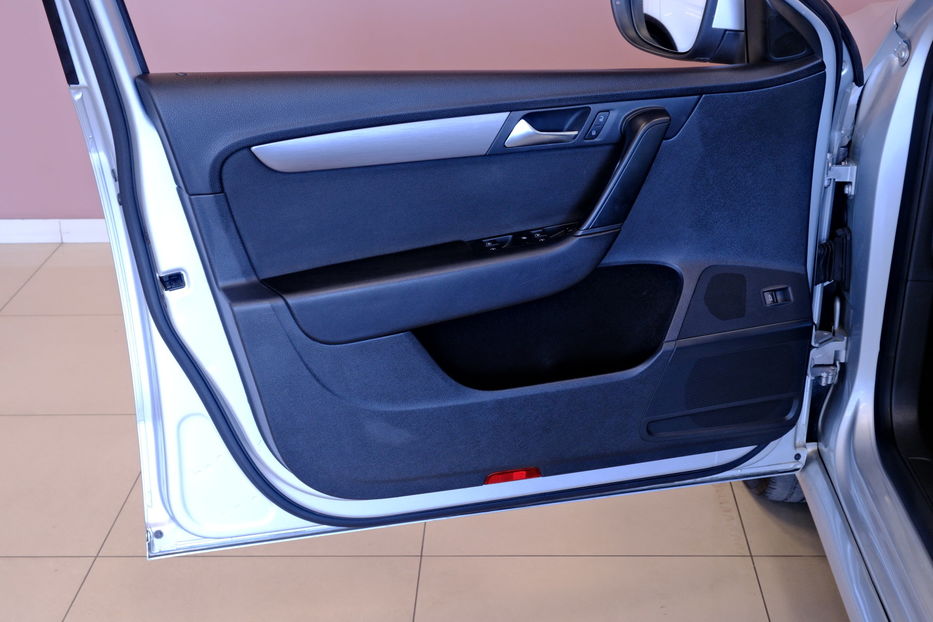 Продам Volkswagen Passat B7 2011 года в Одессе