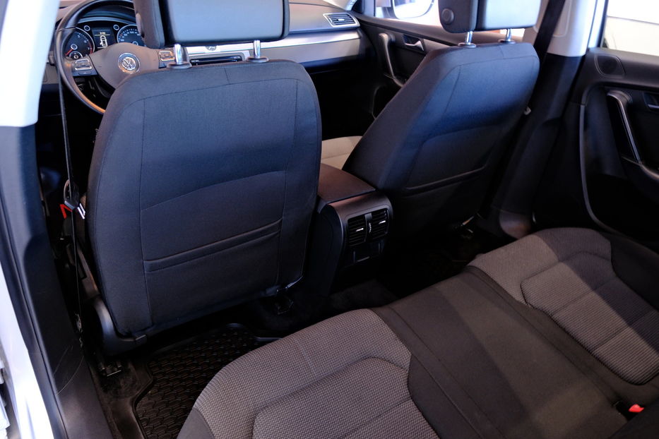 Продам Volkswagen Passat B7 2011 года в Одессе