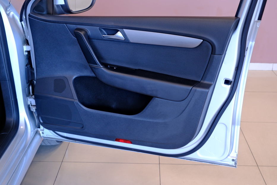 Продам Volkswagen Passat B7 2011 года в Одессе