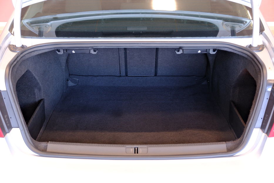 Продам Volkswagen Passat B7 2011 года в Одессе