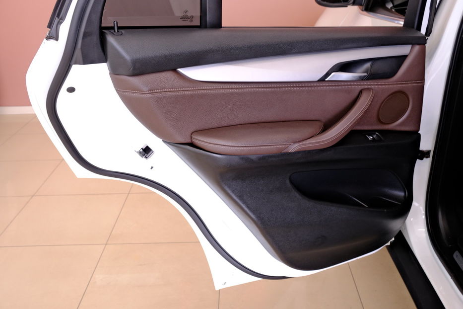 Продам BMW X5 xDrive25d 2015 года в Одессе